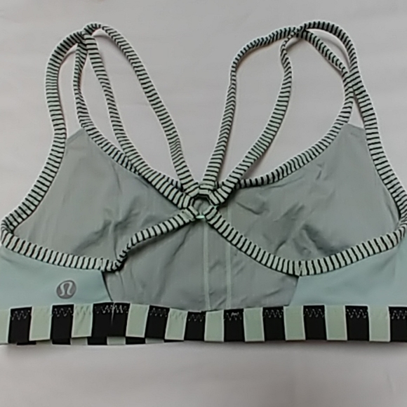 Lululemon - Picture 2 of 3